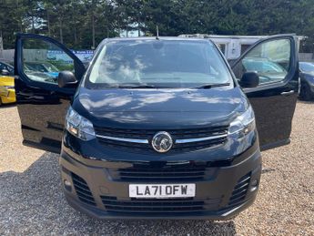 Vauxhall Vivaro 2.0 Turbo D 3100 Dynamic Auto L2 H1 Euro 6 (s/s) 6dr