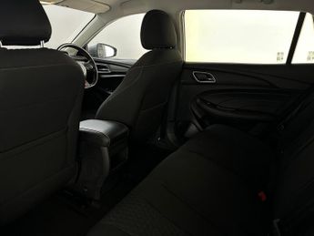 MG MG5 61.1kWh Excite Long Range Auto 5dr