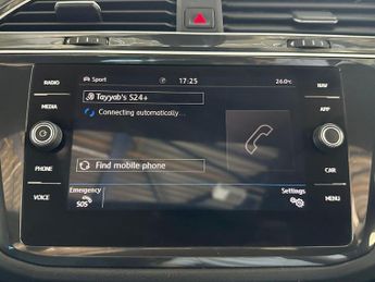 Volkswagen Tiguan 2.0 TDI R-Line Tech DSG Euro 6 (s/s) 5dr