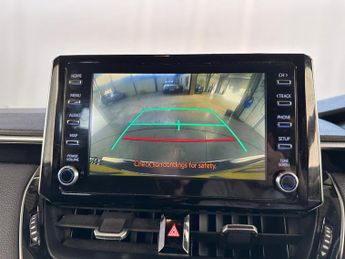 Toyota Corolla 1.8 VVT-h Design Touring Sports CVT Euro 6 (s/s) 5dr