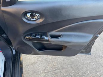 Nissan Juke 1.6 Tekna XTRON Euro 6 5dr
