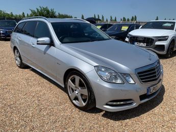 Mercedes E Class 2.1 E250 CDI BlueEfficiency Avantgarde Tiptronic Euro 5 5dr