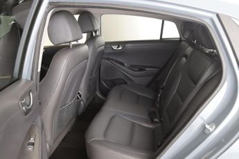 Hyundai IONIQ 38.3kWh Premium SE Auto 5dr