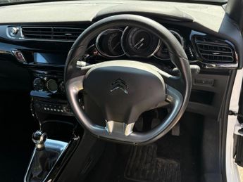 Citroen DS3 1.6 VTi DStyle Plus Euro 5 3dr