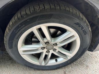 Audi Q3 2.0 TDI S line S Tronic quattro Euro 5 (s/s) 5dr