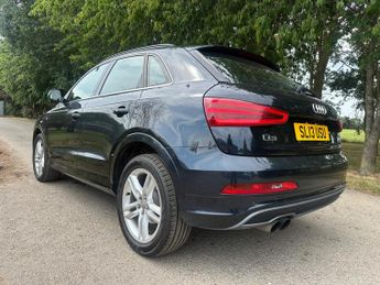 Audi Q3 2.0 TDI S line S Tronic quattro Euro 5 (s/s) 5dr