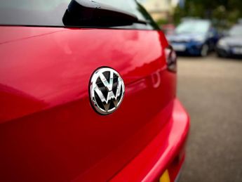 Volkswagen Golf 2.0 TSI BlueMotion Tech R DSG 4Motion Euro 6 (s/s) 3dr