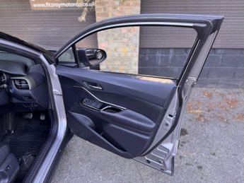Toyota C-HR 1.8 VVT-h Dynamic CVT Euro 6 (s/s) 5dr