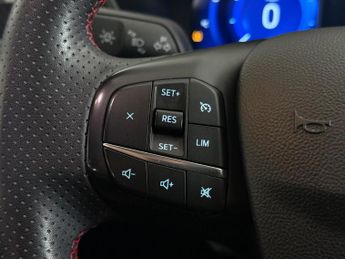 Ford Kuga 2.5h Duratec ST-Line Edition CVT Euro 6 (s/s) 5dr