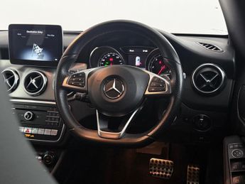 Mercedes-Benz GLA 2.1 GLA220d AMG Line (Premium) 7G-DCT 4MATIC Euro 6 (s/s) 5dr