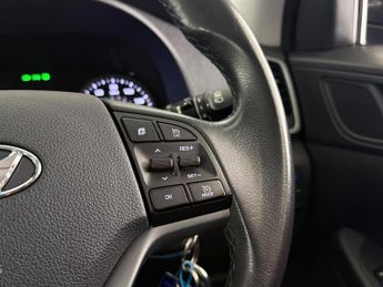 Hyundai TUCSON 1.7 CRDi Blue Drive SE Nav DCT Euro 6 (s/s) 5dr