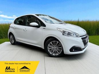 Peugeot 208 1.2 PureTech Signature Euro 6 (s/s) 5dr