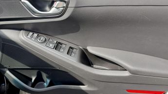 Hyundai IONIQ 38.3kWh Premium Auto 5dr