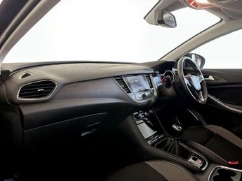 Vauxhall Grandland X 1.2 Turbo Griffin Edition Euro 6 (s/s) 5dr