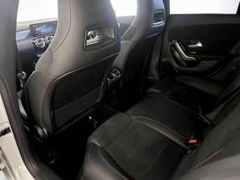 Mercedes-Benz CLA 1.3 CLA180 AMG Line (Premium) Shooting Brake 7G-DCT Euro 6 (s/s)