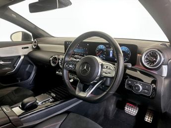 Mercedes-Benz CLA 1.3 CLA180 AMG Line (Premium) Shooting Brake 7G-DCT Euro 6 (s/s)