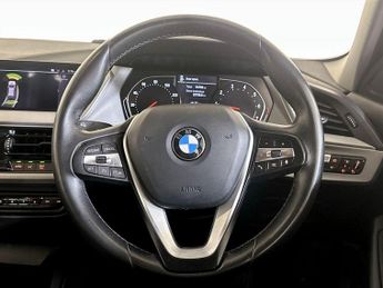 BMW 1 Series 1.5 118i SE DCT Euro 6 (s/s) 5dr