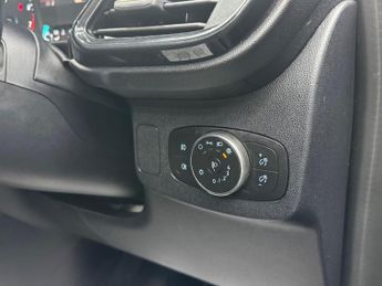 Ford Puma 1.0T EcoBoost MHEV Titanium DCT Euro 6 (s/s) 5dr