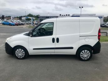 Vauxhall Combo 1.3 CDTi 2000 ecoFLEX 16v FWD L1 H1 (s/s) 3dr