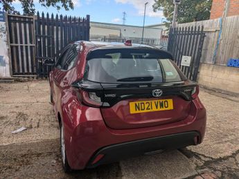 Toyota Yaris 1.5 VVT-h Icon E-CVT Euro 6 (s/s) 5dr