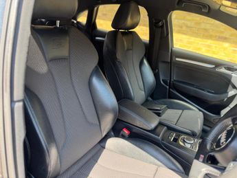 Audi A3 1.5 TFSI CoD Black Edition S Tronic Euro 6 (s/s) 4dr