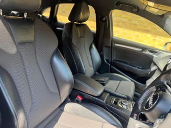 Audi A3 1.5 TFSI CoD Black Edition S Tronic Euro 6 (s/s) 4dr
