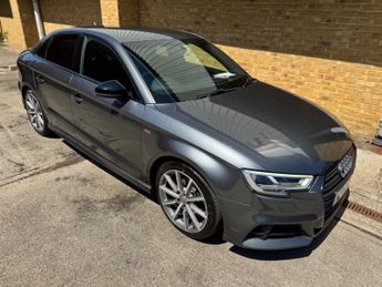 Audi A3 1.5 TFSI CoD Black Edition S Tronic Euro 6 (s/s) 4dr