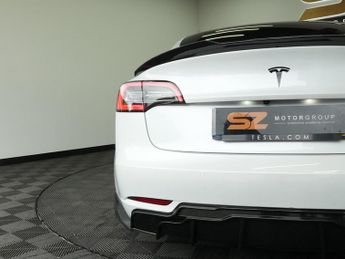 Tesla Model 3 (Dual Motor) Long Range Auto 4WDE 4dr