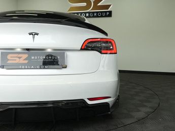 Tesla Model 3 (Dual Motor) Long Range Auto 4WDE 4dr