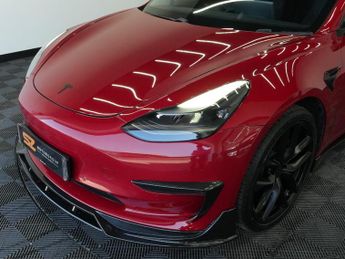 Tesla Model 3 (Dual Motor) Long Range Auto 4WDE 4dr