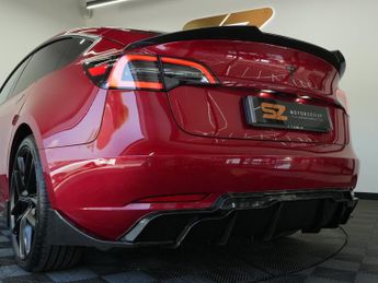 Tesla Model 3 (Dual Motor) Long Range Auto 4WDE 4dr