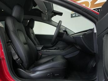 Tesla Model 3 (Dual Motor) Long Range Auto 4WDE 4dr
