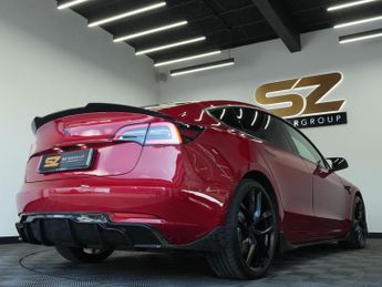Tesla Model 3 (Dual Motor) Long Range Auto 4WDE 4dr