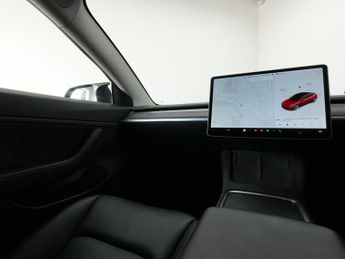 Tesla Model 3 (Dual Motor) Long Range Auto 4WDE 4dr