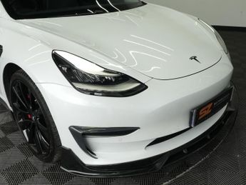Tesla Model 3 (Dual Motor) Performance Auto 4WDE 4dr (Performance Upgrade)