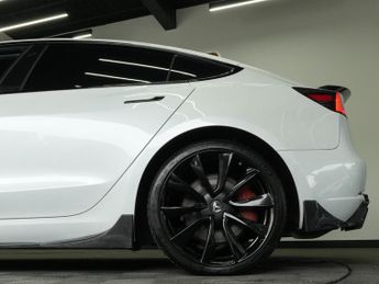 Tesla Model 3 (Dual Motor) Performance Auto 4WDE 4dr (Performance Upgrade)