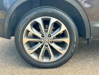 Nissan Qashqai 2.0 Tekna CVT 2WD Euro 4 5dr