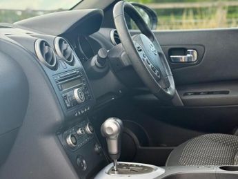Nissan Qashqai 2.0 Acenta CVT 5dr