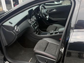 Mercedes-Benz A Class 2.1 A200d AMG Line (Premium Plus) 7G-DCT Euro 6 (s/s) 5dr