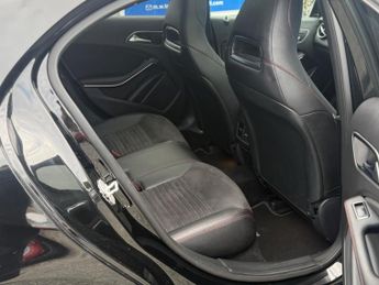 Mercedes-Benz A Class 2.1 A200d AMG Line (Premium Plus) 7G-DCT Euro 6 (s/s) 5dr
