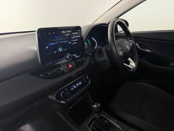 Hyundai i30 1.0 T-GDi MHEV Premium Tourer DCT Euro 6 (s/s) 5dr