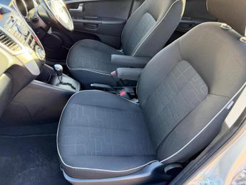 Kia Venga 1.6 2 Auto Euro 5 5dr