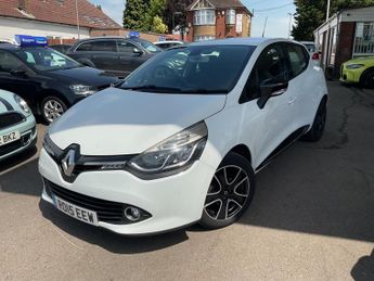 Renault Clio 1.5 dCi Dynamique MediaNav Euro 5 (s/s) 5dr