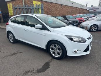 Ford Focus 1.0T EcoBoost Zetec Euro 5 (s/s) 5dr