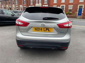 Nissan Qashqai 1.6 dCi Tekna XTRON 2WD Euro 5 (s/s) 5dr