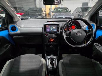 Toyota AYGO 1.0 VVT-i x-press x-shift Euro 6 5dr