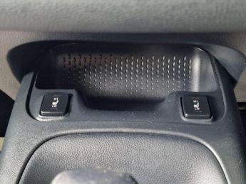 Toyota Corolla 1.8 VVT-h Icon Touring Sports CVT Euro 6 (s/s) 5dr