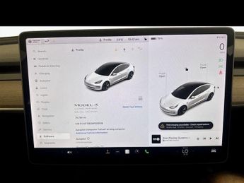 Tesla Model 3 (Dual Motor) Long Range Auto 4WDE 4dr
