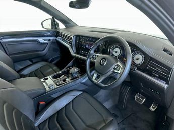 Volkswagen Touareg 3.0 TDI V6 R-Line Tiptronic 4Motion Euro 6 (s/s) 5dr