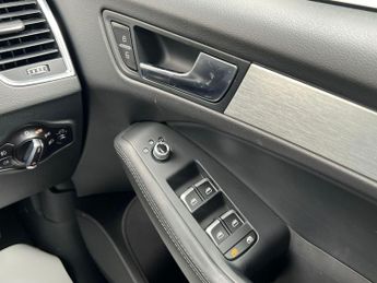 Audi Q5 2.0 TDI S line S Tronic quattro Euro 5 (s/s) 5dr
